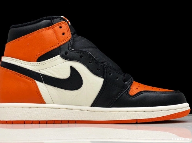 OW AQ0818-158 1 x AJ1 Jordan Off-Louis Air 0816